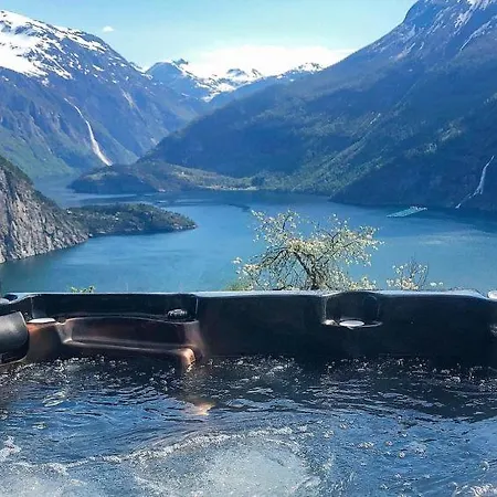 Sleeps 8 Wifi Сasa de vacaciones Valldal